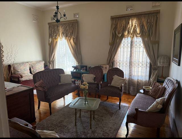 2 BEDROOM APARTMENT FOR SALE IN ESSENWOOD